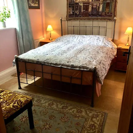 Rural Retreat Near Knock باليهاونيس